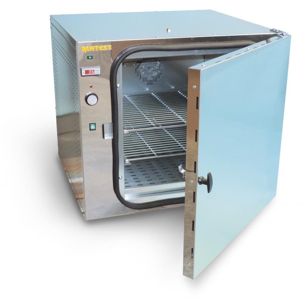 https://www.harriergroups.com/wp-content/uploads/2023/12/Drying-Oven-1024x1007.jpg